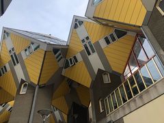 -立体方块屋