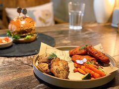 -HIGH FIVE哈福手工汉堡(桂林路店)