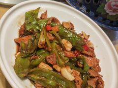-关东小磨东北菜(上海长风大悦城店)