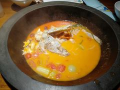 -咕嘟草帽鱼·牛奶一样的鲜鱼汤(天鹅湖万达广场店)