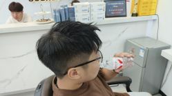 -尤司男士国潮理发馆