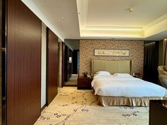 -惠州皇冠假日酒店·西餐厅·自助餐厅