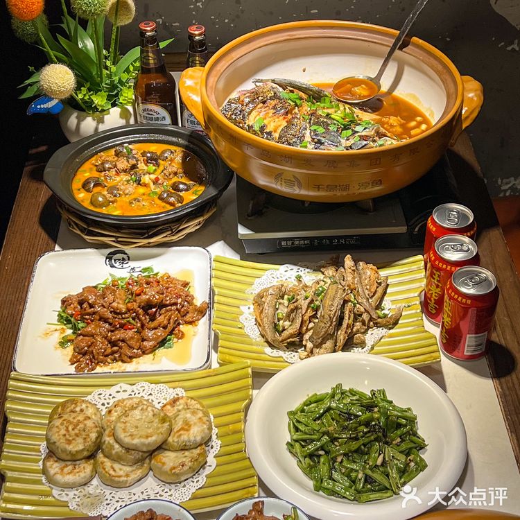  上百种农家菜🐟家门口就能吃到正宗千岛湖大鱼头