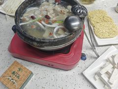墨脱石锅椰子鸡-墨脱石锅椰子鸡•海鲜糟粕醋(榆亚路店)