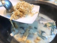 -陈大锅·岳阳鱼馆·地道岳阳菜(美食街店)