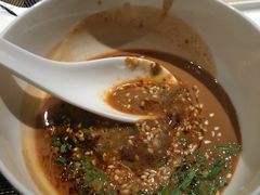 -余欢领鲜火锅(新街口店)