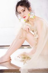 -onlygirl摄影美学馆高端定制(江滩店)