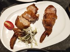 鲜虾胶酿脆皮鸡翅-港丽餐厅(高德置地店)