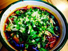 -拈签一笑黄牛肉辣卤串串