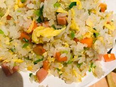 -红樱桃·欢乐餐厅(太原里店)