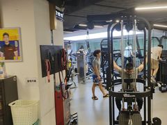 -超鹿运动(达信大厦店)