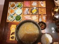 -银米·云南传统过桥米线(双廊黑金冠店)