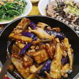 结果出品有惊喜。烧鹅皮脆肉香。阿拉斯加长脚蟹口味略淡