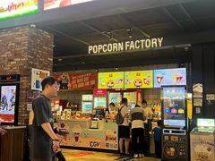 -CGV影城(滨江天街IMAX店)