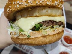-The Habit Burger Grill 哈比特汉堡(复兴soho店)