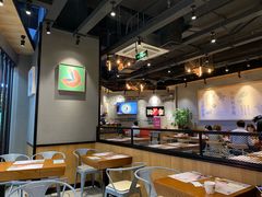 大堂-渝是乎川渝小炒(新世界百货望京店)