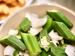 -孔雀云贵川·融合菜(长宁来福士店)