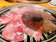 -唯成•韩国炭火烤肉 유성고기