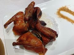 -景月阁空中食府(希尔顿酒店)