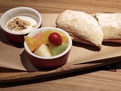 -必胜客(大宁路店)