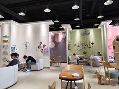 -藏猫猫咖啡主题馆(中央大道店)