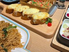 -街角等你.大连海鲜烧烤.经典铁板海鲜串(西安路店)