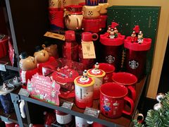 零售区-星巴克臻选(威海威高广场店)