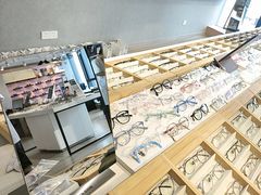 -瑞司视光眼镜·蔡司战略合作眼镜店(新街口店)