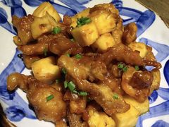 菠萝虾-蜜桃餐厅·伴山(绿宝广场店)