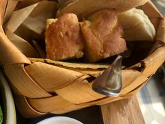 -斯普汇生蚝牛排馆(中骏世界城店)
