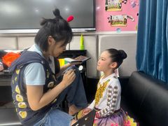 -小荧星艺校(浦东中环分校)