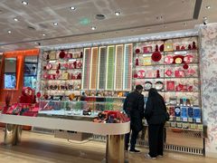 -VENCHI 闻绮(上海佛罗伦萨小镇店)