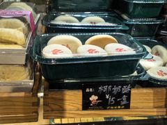 -宏发红西饼屋(天津路店)