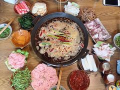 -周幺妹重庆老火锅(银泰城总店)