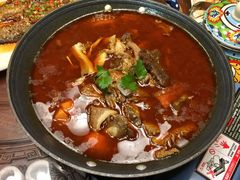 -霄汉牛三鲜湖北砂锅菜(万松园2店)
