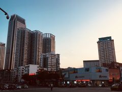 -广西锦华大酒店(南宁朝阳广场地铁站区政府店)