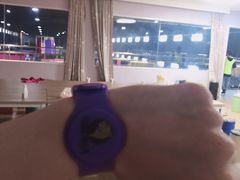 -嘿哟动霸CHUA·新潮玩运动娱乐中心·蹦床滑冰团建乐园