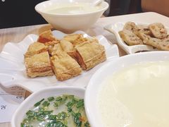 -兄弟深夜豆浆