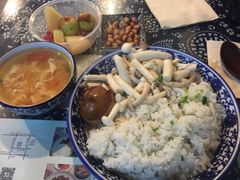 鲜蘑菇饭-蜗牛小馆醉乡民谣云南菜(惠新西里店)