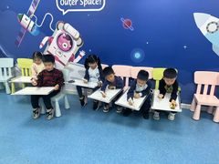 -布劳克教育·易贝乐英语(罗湖太宁店)