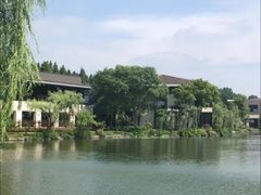 -上海怡沁园度假酒店