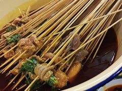 -拈签一笑黄牛肉辣卤串串