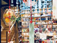 -猫的天空之城概念书店(杭州南宋御街店)