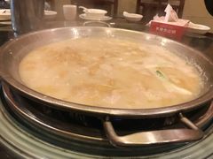 -老来福·非遗酸汤兔(凯旋路店)