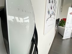 -TESLA 特斯拉(北京南四环中路特斯拉中心)