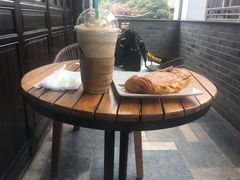 -星巴克臻选(成都宽窄巷子店)