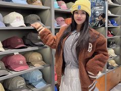 -王府井奥莱棋盘山小镇