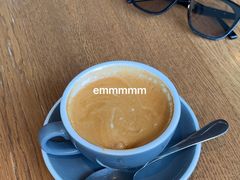 -ROAST coffee & eatery