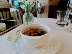 牛肝菌舞茸汤-壳里西餐厅Coquille Seafood Bistro(蒙自路店)