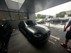 -上海永达奥诚奥迪4S店(申江路店)